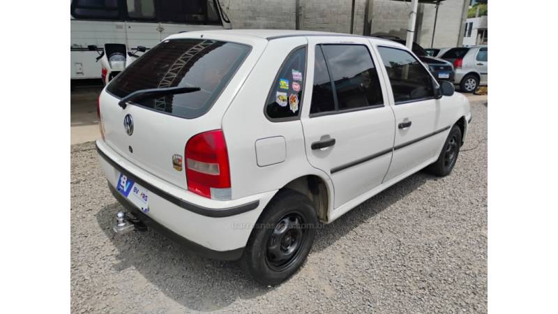 VOLKSWAGEN - GOL - 2004/2004 - Branca - R$ 11.900,00