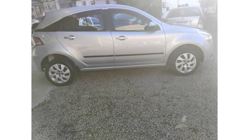 CHEVROLET - AGILE - 2011/2011 - Prata - R$ 34.000,00
