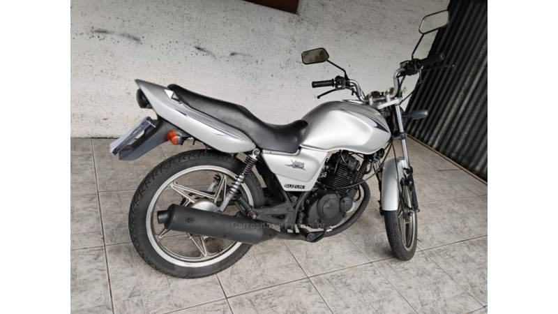 SUZUKI - YES - 2012/2012 - Prata - R$ 6.500,00