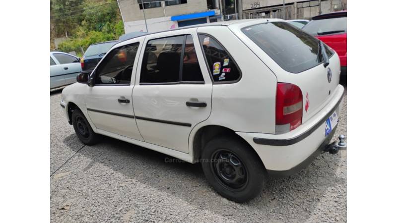 VOLKSWAGEN - GOL - 2004/2004 - Branca - R$ 11.900,00