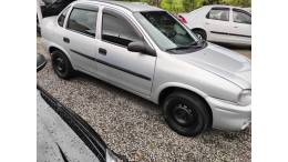 CHEVROLET - CORSA - 2003/2003 - Prata - R$ 17.500,00