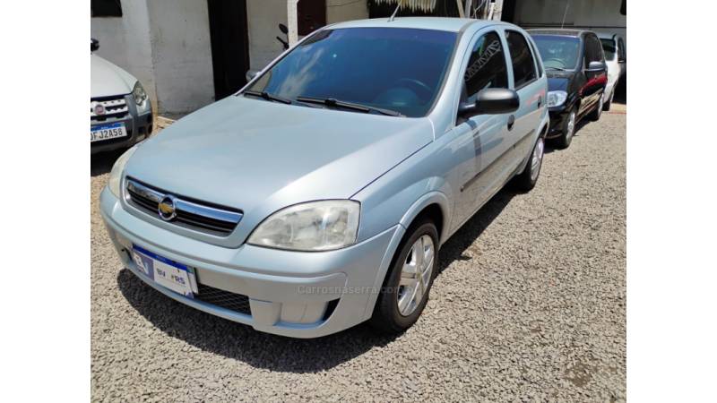 CHEVROLET - CORSA - 2009/2009 - Prata - R$ 25.800,00