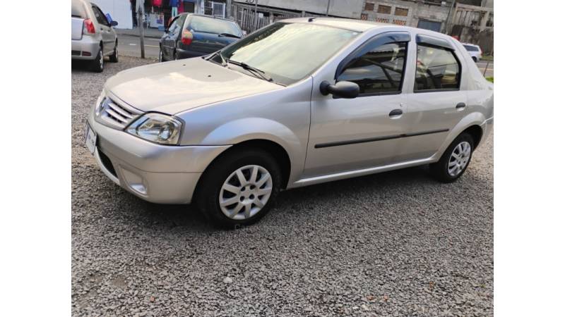 RENAULT - LOGAN - 2009/2009 - Prata - R$ 23.500,00