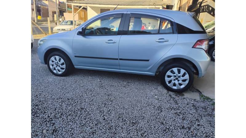 CHEVROLET - AGILE - 2011/2011 - Prata - R$ 34.000,00