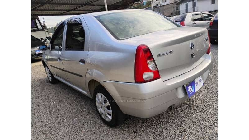 RENAULT - LOGAN - 2009/2009 - Prata - R$ 23.500,00