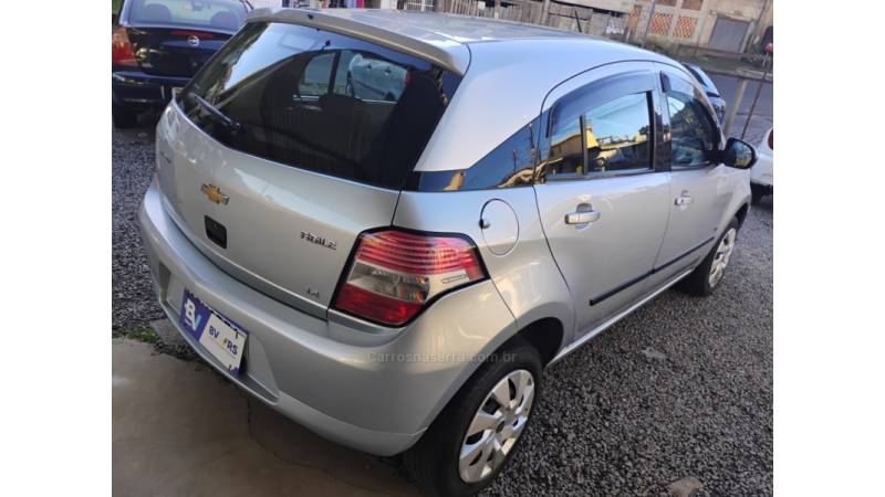 CHEVROLET - AGILE - 2011/2011 - Prata - R$ 34.000,00